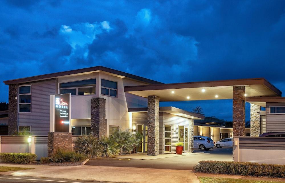 37 The Landing Motel