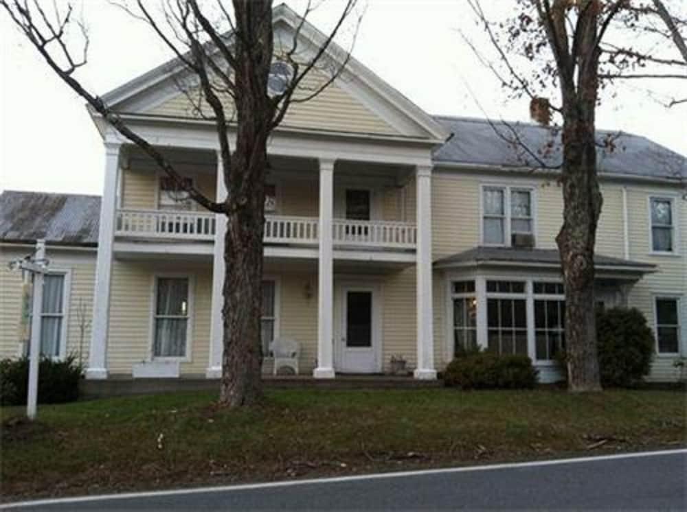 The Willow Tree Inn Hotel Front