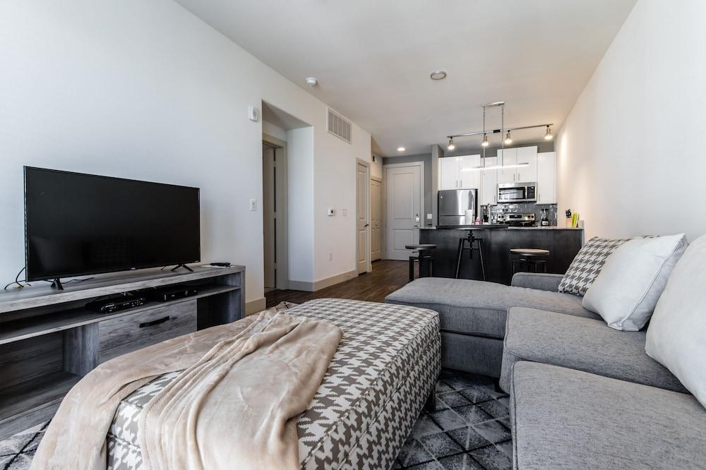 StayOvr at Legacy West - Windrose Interior