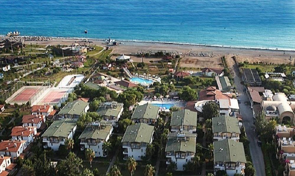 كلوب سيرينا بيتش - شامل جميع الخدمات منظر من الجو