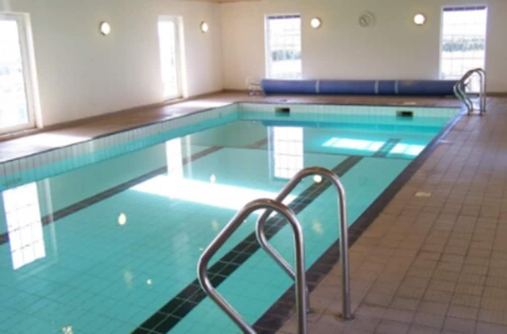 Harbour House Indoor Pool