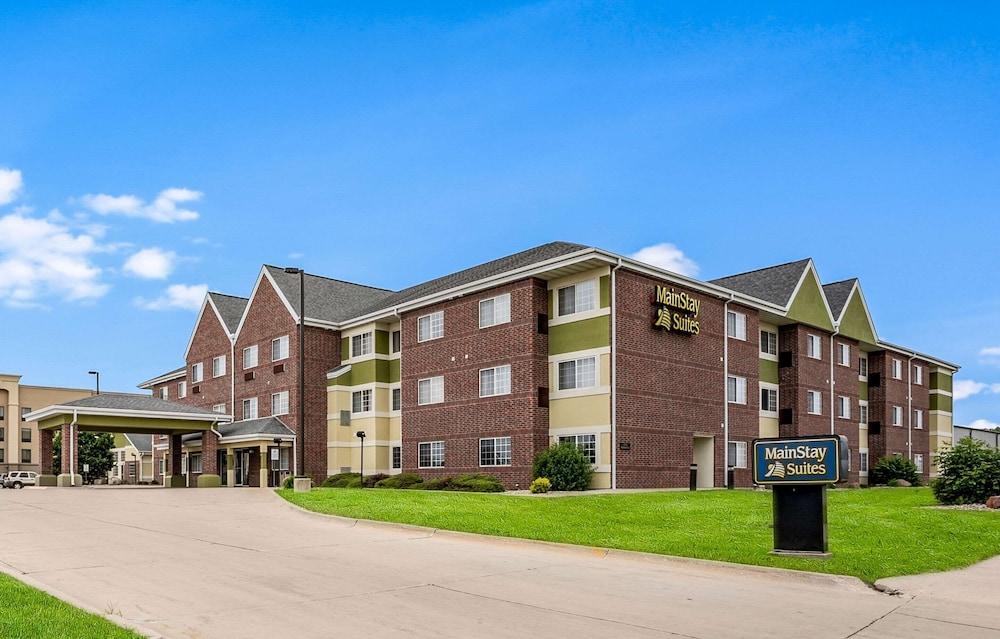 MainStay Suites Cedar Rapids North - Marion Exterior