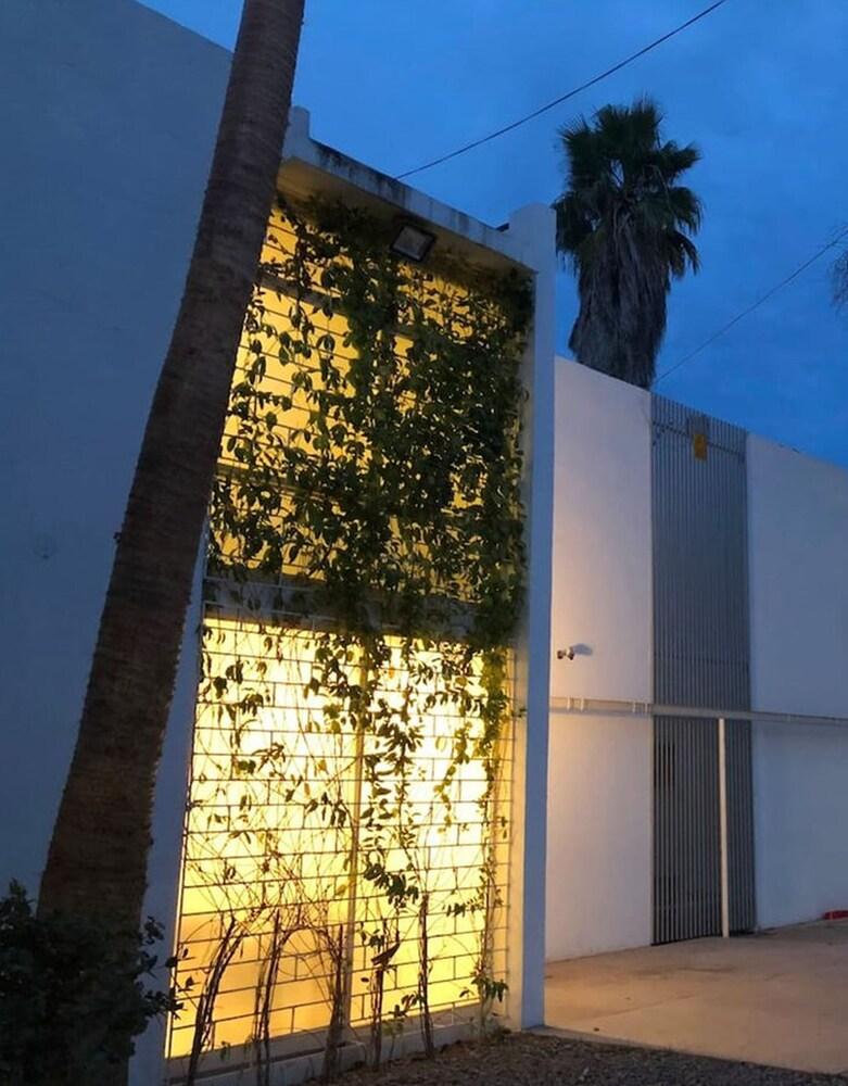 CASA INGENIO Deep Inside Los Mochis Exterior