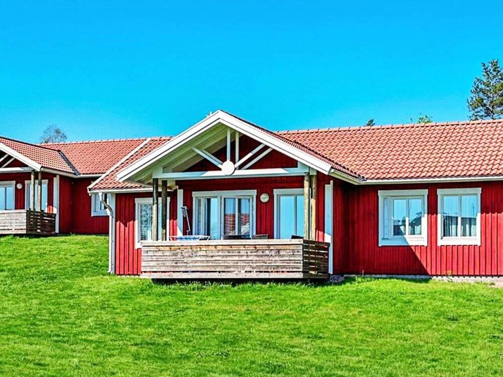 8 بيرسون هوليداي هوم إن هوك