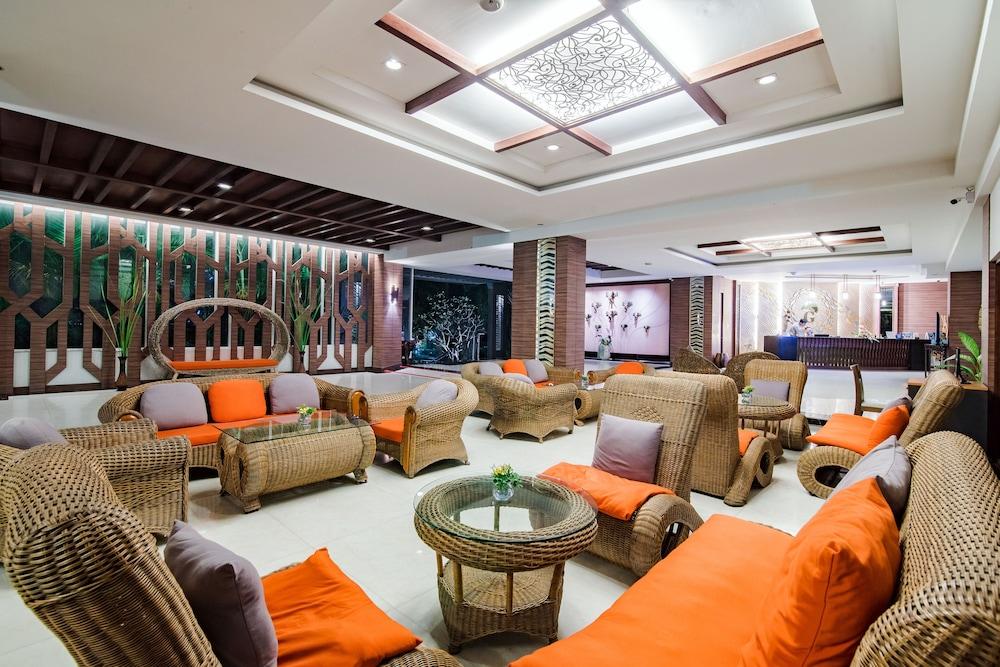 جولدن بيتش تشا أم هوتل منطقة الجلوس في الردهة