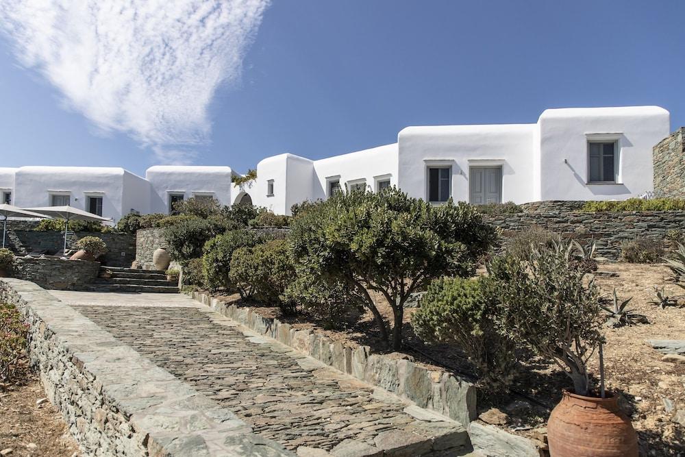 Provalma Exterior