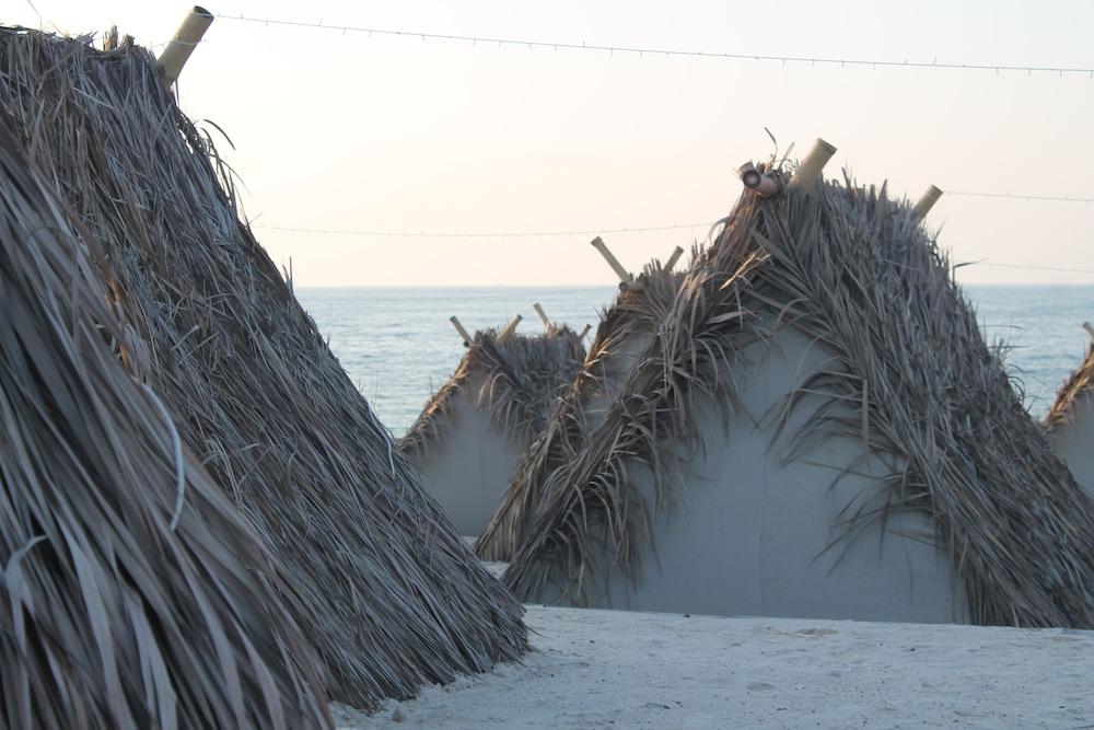 Bianky Beach Camp Room