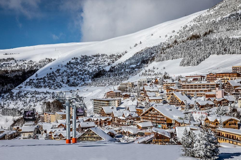 ريزيدانس داريا آي نور باي ليس إتينسيلي المنطقة الخارجية