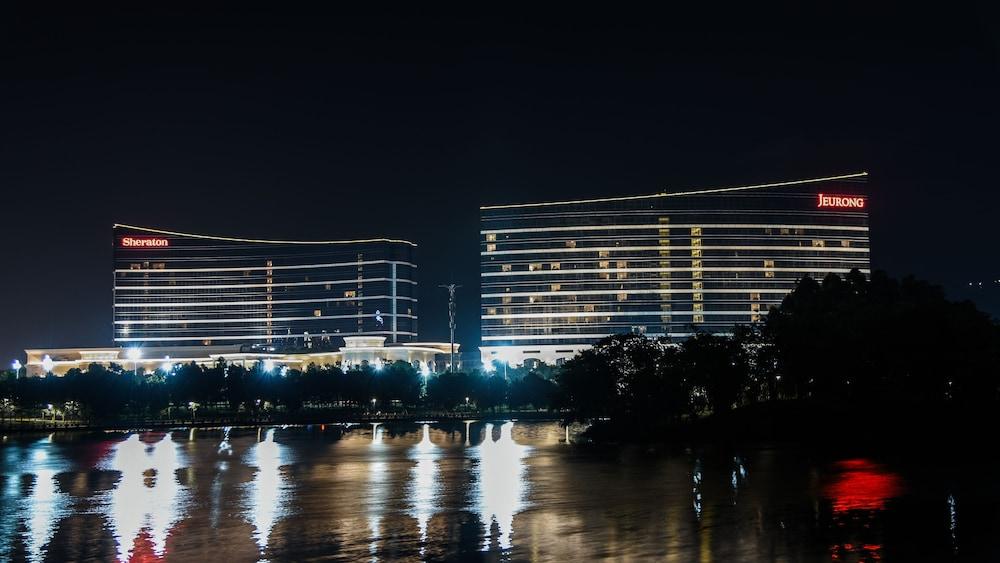 شيراتون فوزهو هوتل المنطقة الخارجية