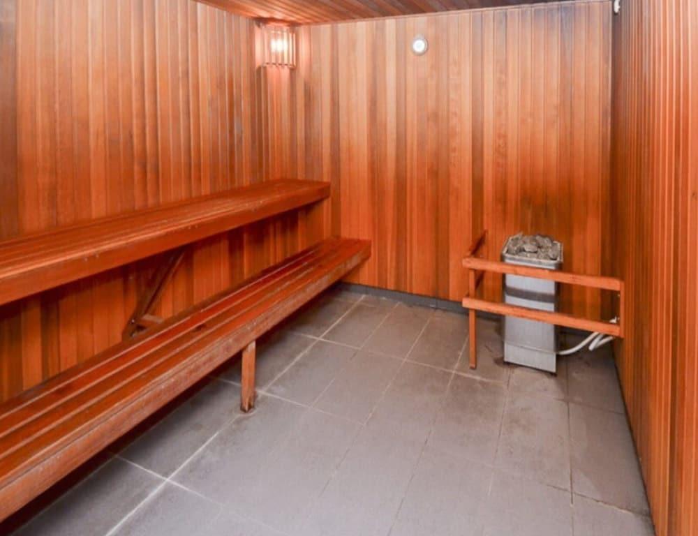 صن درينتشد 3 بد روم أبارتمنت إن توريلا نادي صحي