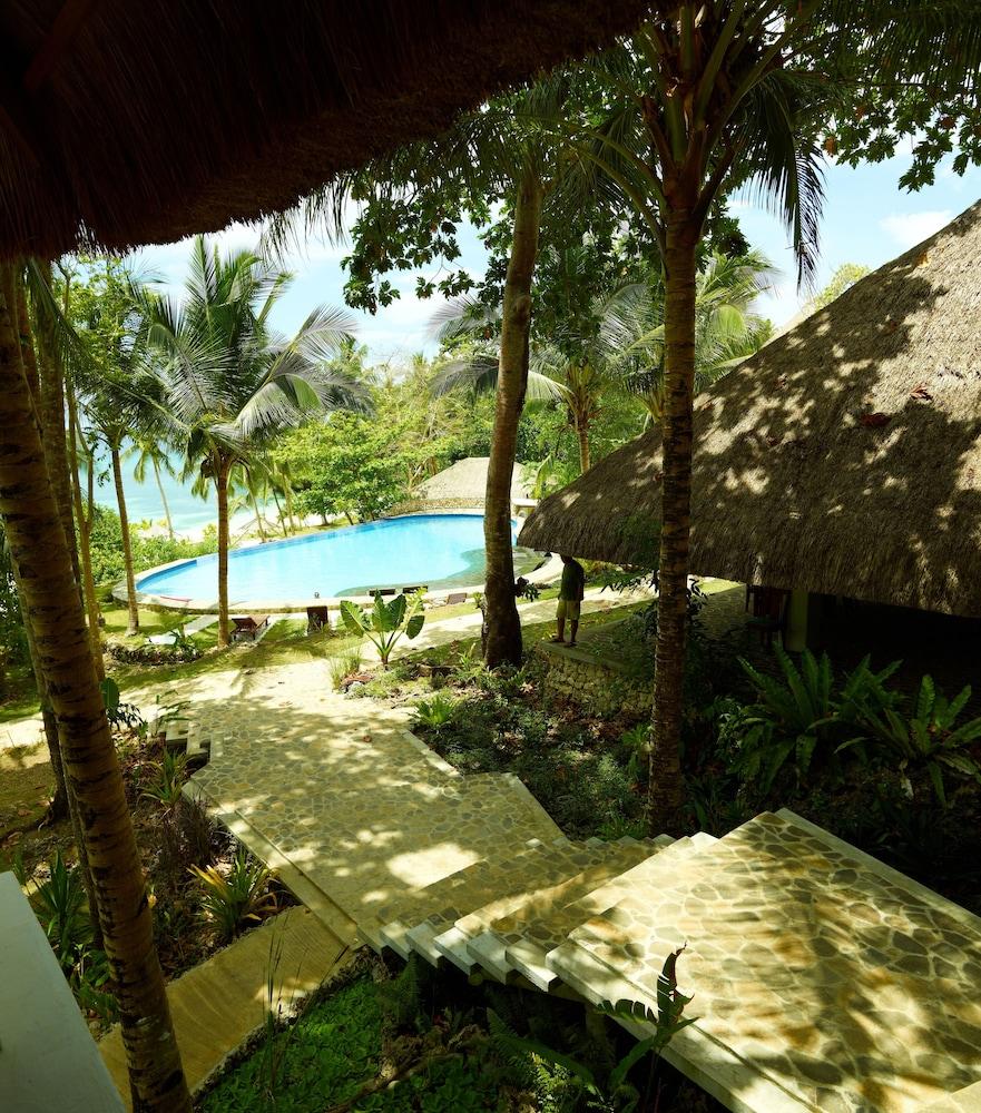 Amun Ini Beach Resort & Spa Exterior