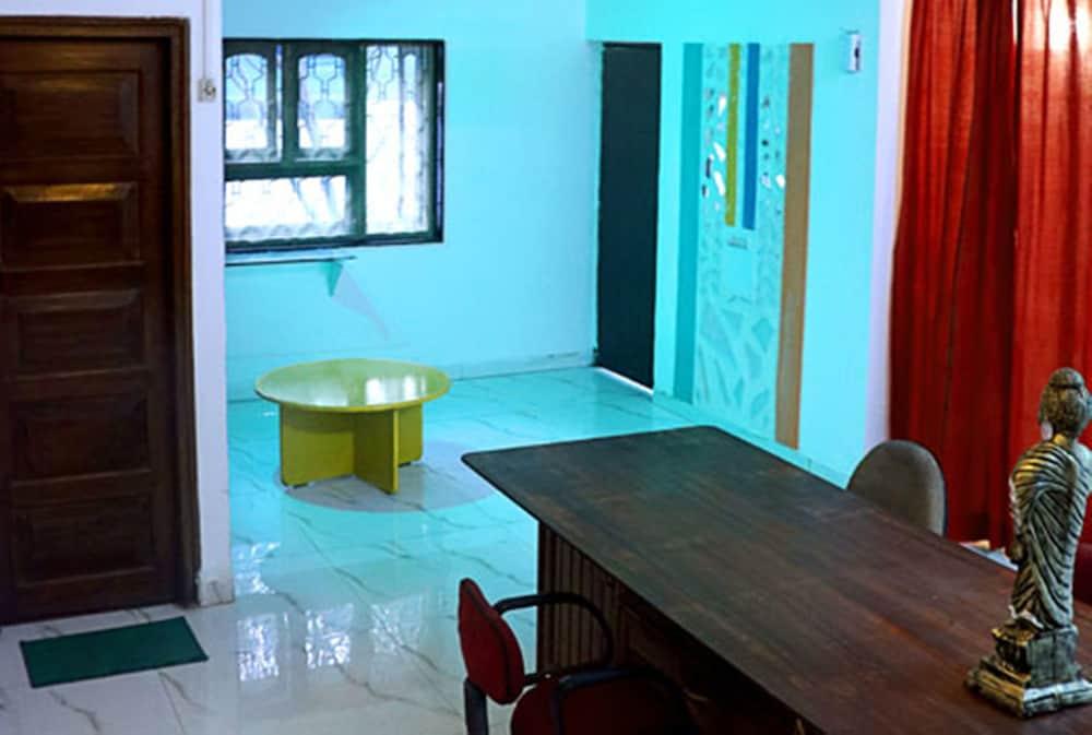 LRH EasyStay 4 Interior