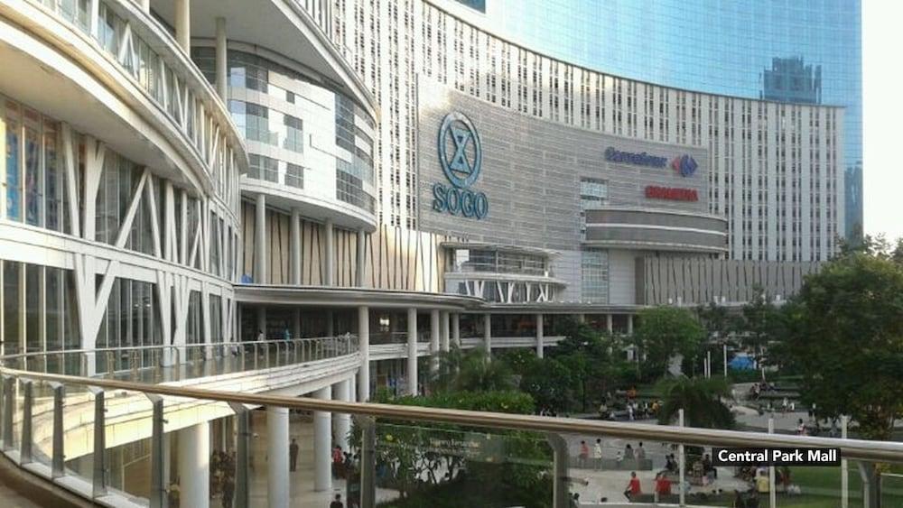 زين رومز بوري إنداه سيارياه منظر من الجو