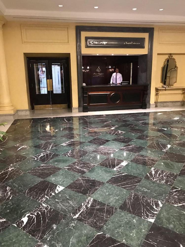 شقة في سان ستيفانو جراند بلازا منطقة الاستقبال