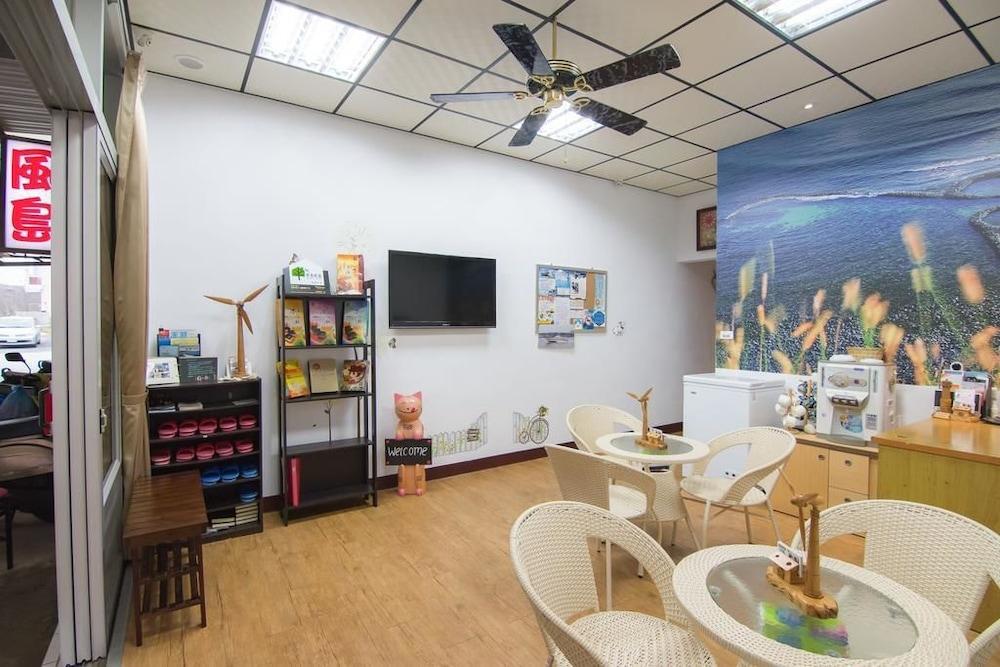 Feng Dao Homestay Lobby Sitting Area