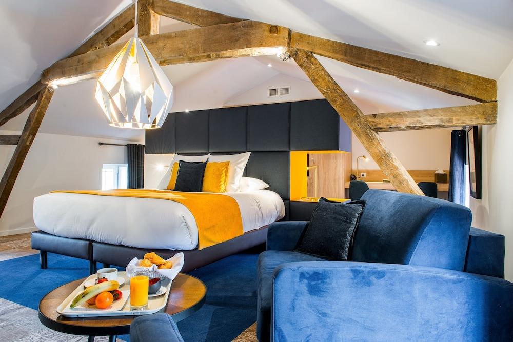 Logis Hôtel Le Tilia Featured Image