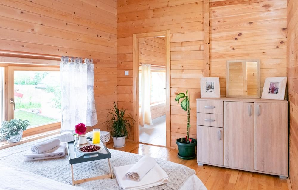 Immaculate 4-bed Cottage in Kolasin / Montenegro Room