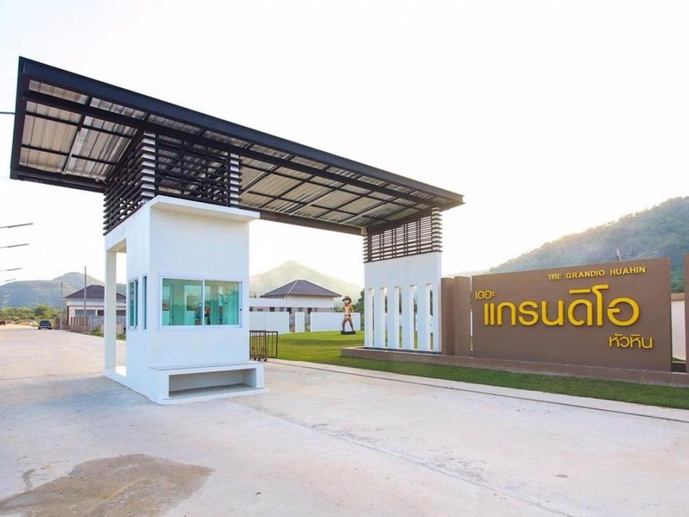 بان شوم شان بول فيلا المنطقة الخارجية