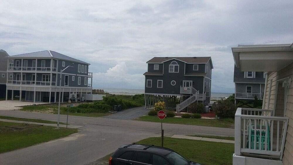 هولدن ميموريز نمبر 67108 - 4 بد روم كوندو المنطقة الخارجية