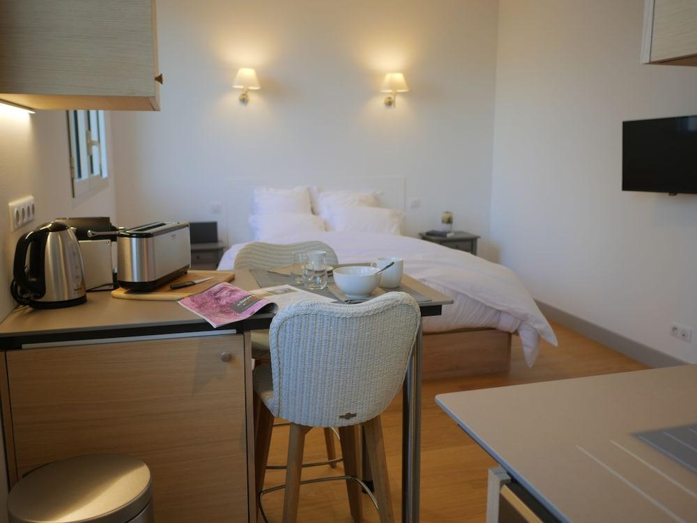Résidence Central Parc Room