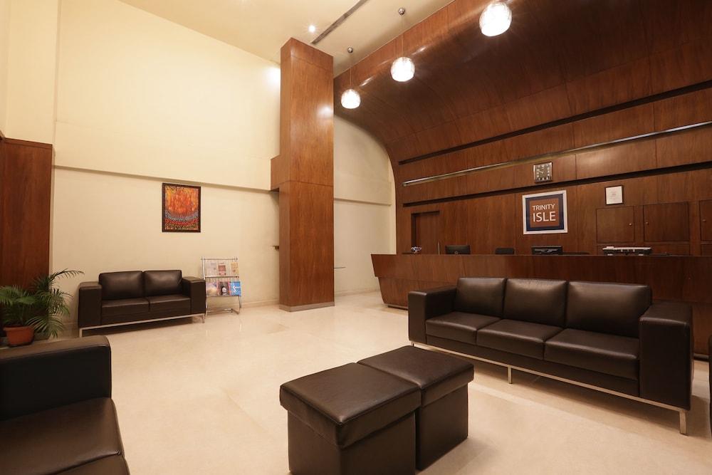 Hotel Trinity Isle Reception