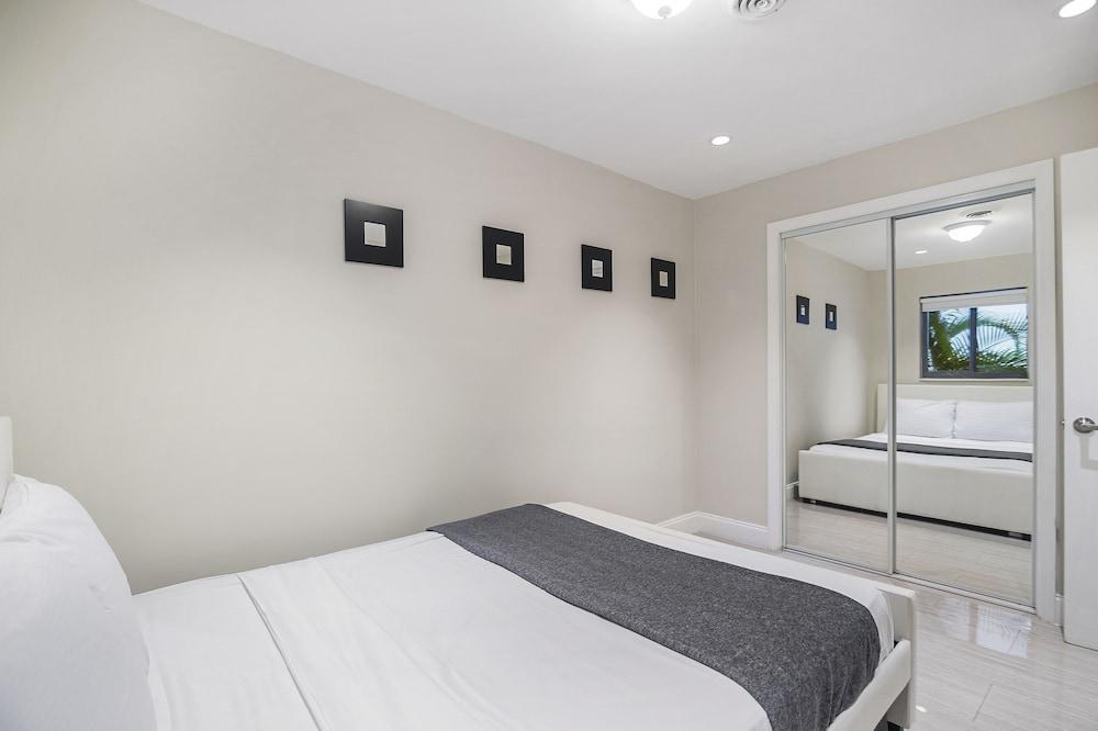 ألاني باي كوندوس فورت لودردال غرفة