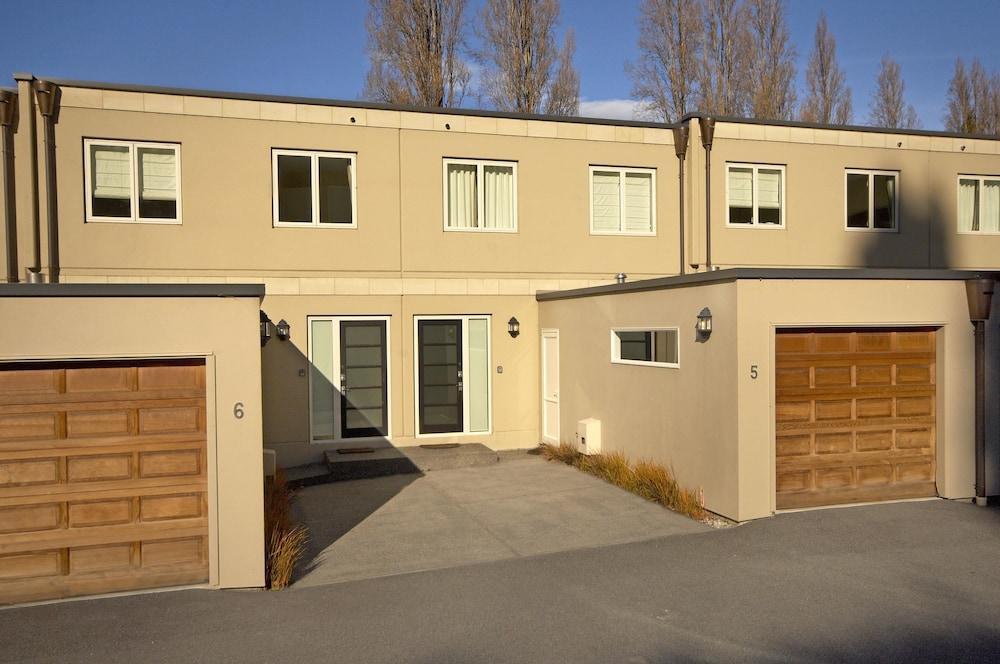 إسبلانادي كوينزستاون باي ستاي ساوث الفندق من الداخل