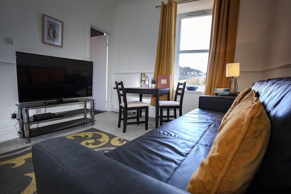 Hebridean Way Living Area