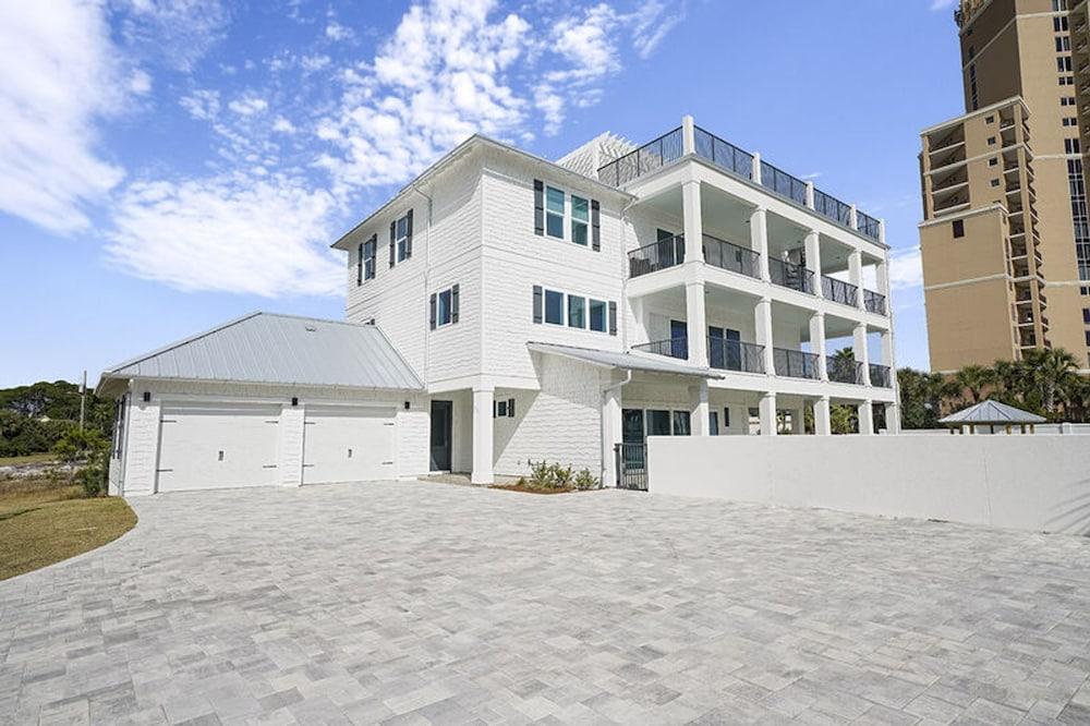 Bourbon Beach by Five Star Properties Exterior
