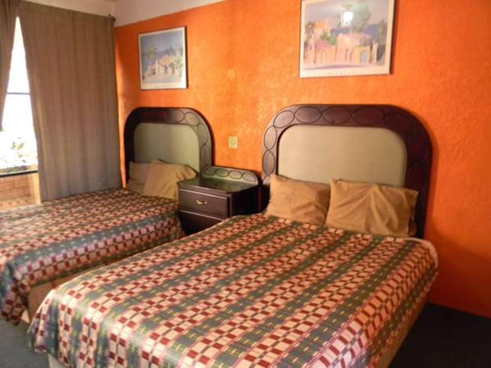 جراند هوتل جوايكورا غرفة