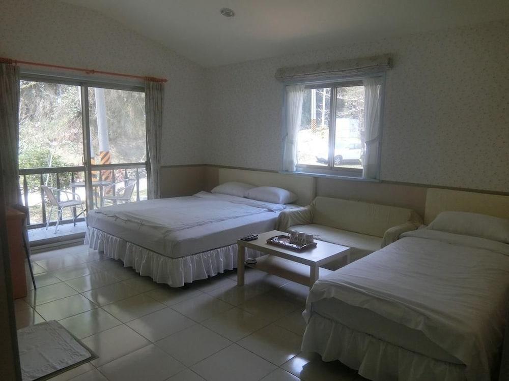 نانبالي بد آند بريكفاست غرفة