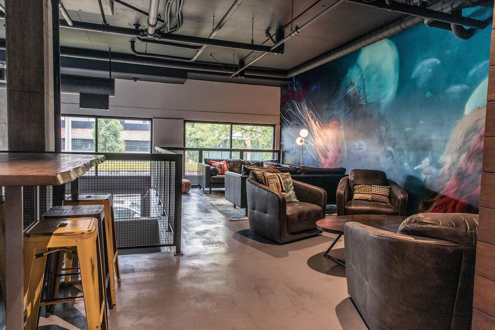 دوميسايل سويتس آت كوف منطقة الجلوس في الردهة