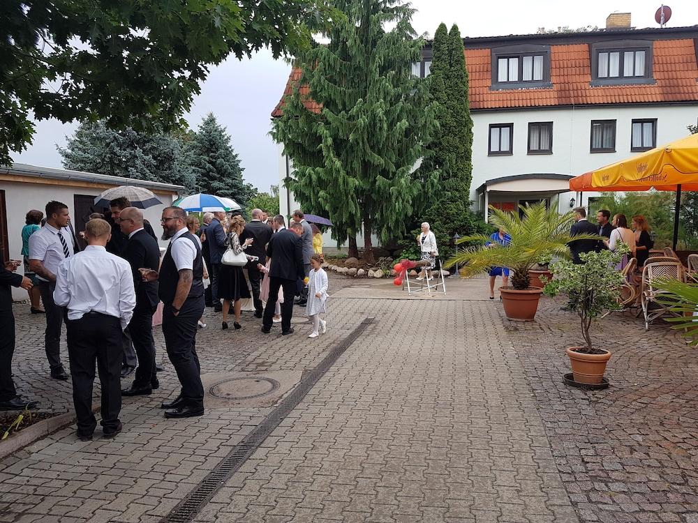 هوتل باد شميديبرجر هوف أخرى