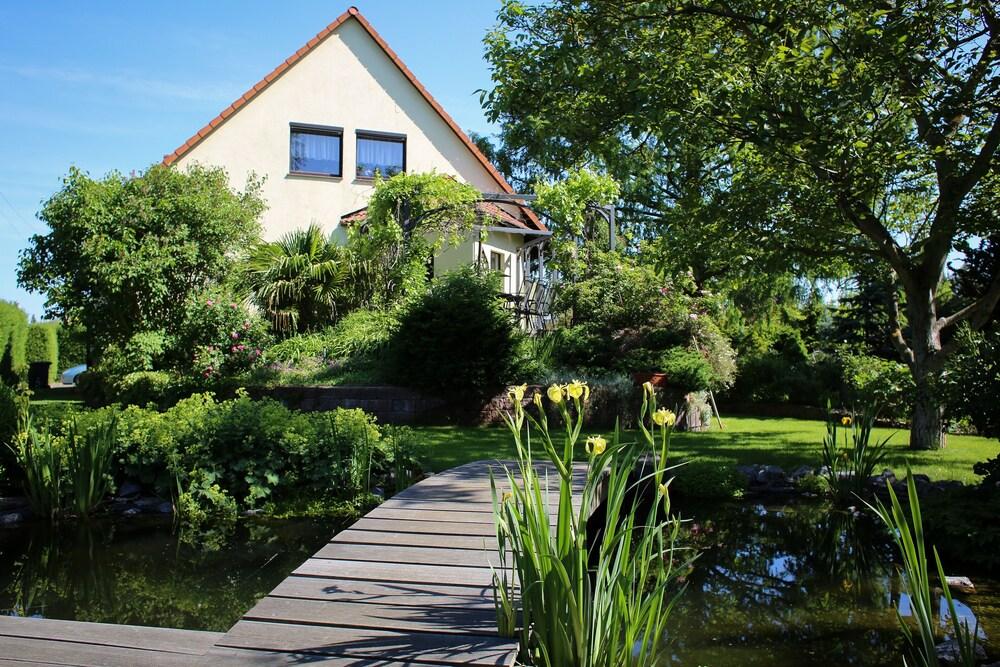 Logis Am Park Exterior