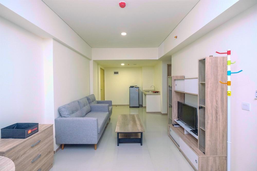 Cozy and Functional 3BR at Meikarta Apartment Interior