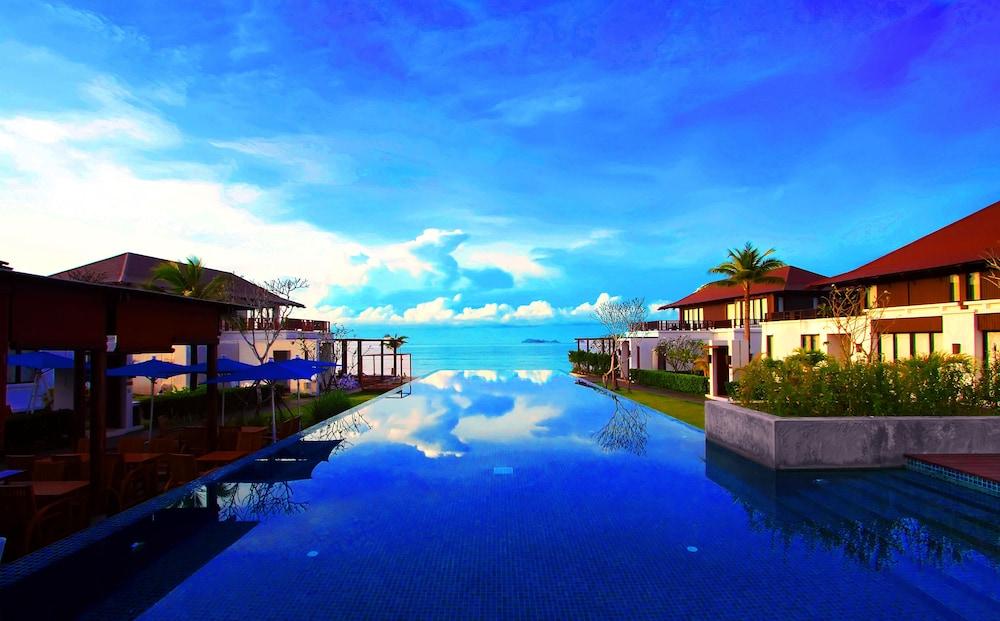 The Oriental Beach Resort