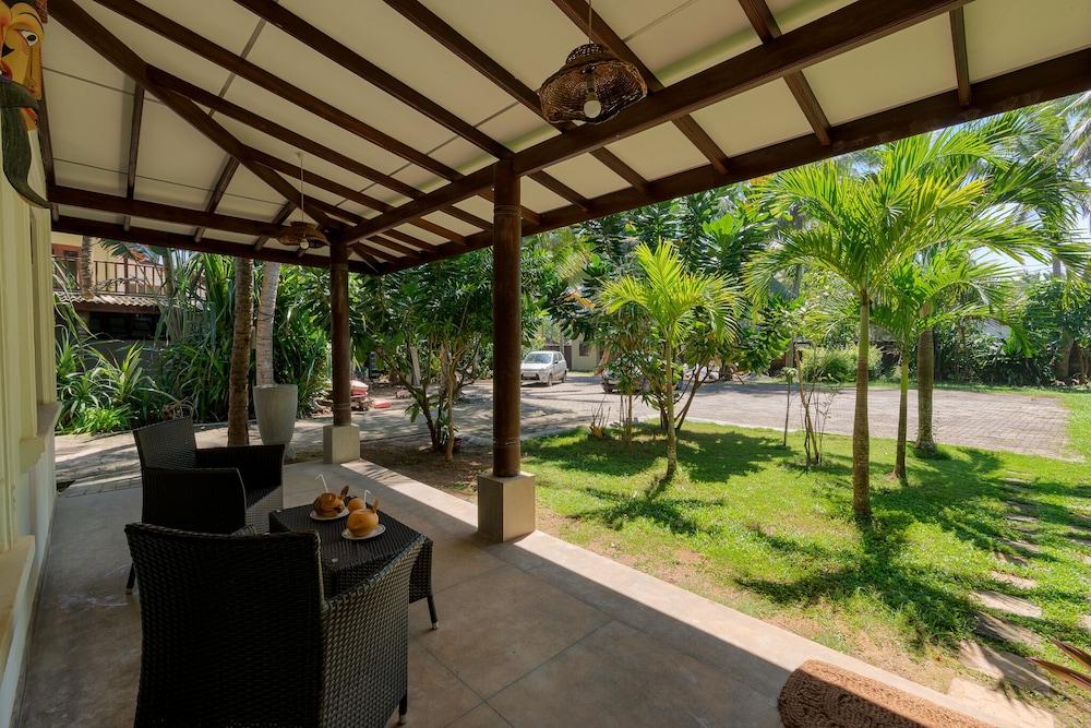 Wadduwa Beach Villa