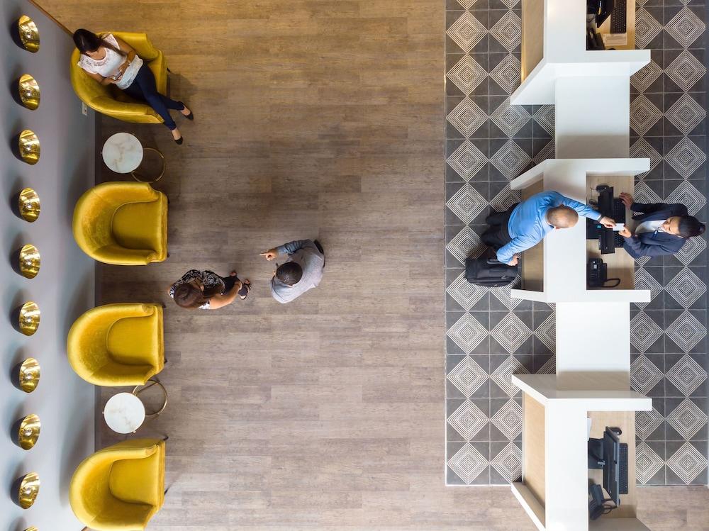 Holiday Inn Express Lima San Isidro by IHG Exterior