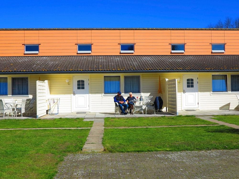 Enticing Holiday Home With Terrace in Heiligendamm