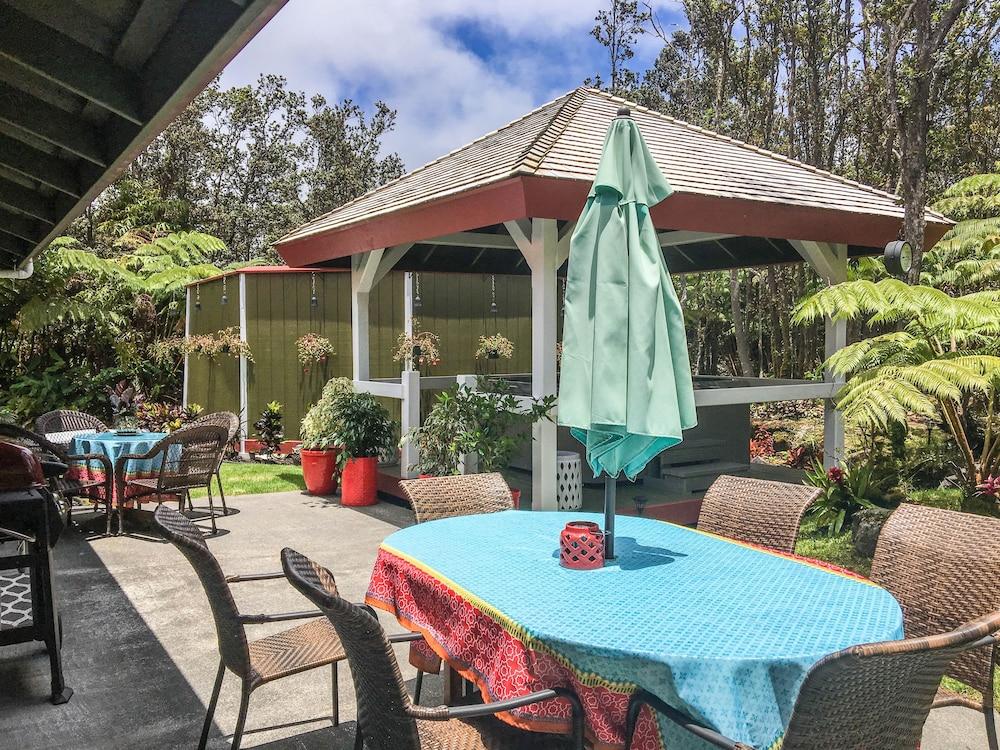 Crème De La Crème BBQ/Picnic Area