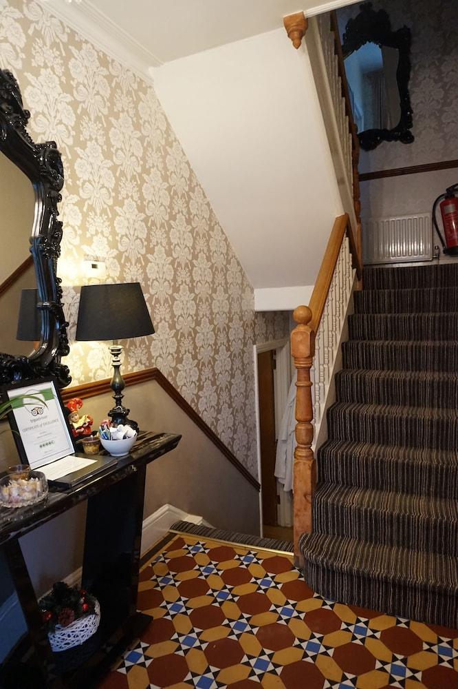 Lakeside Guest House Interior Entrance