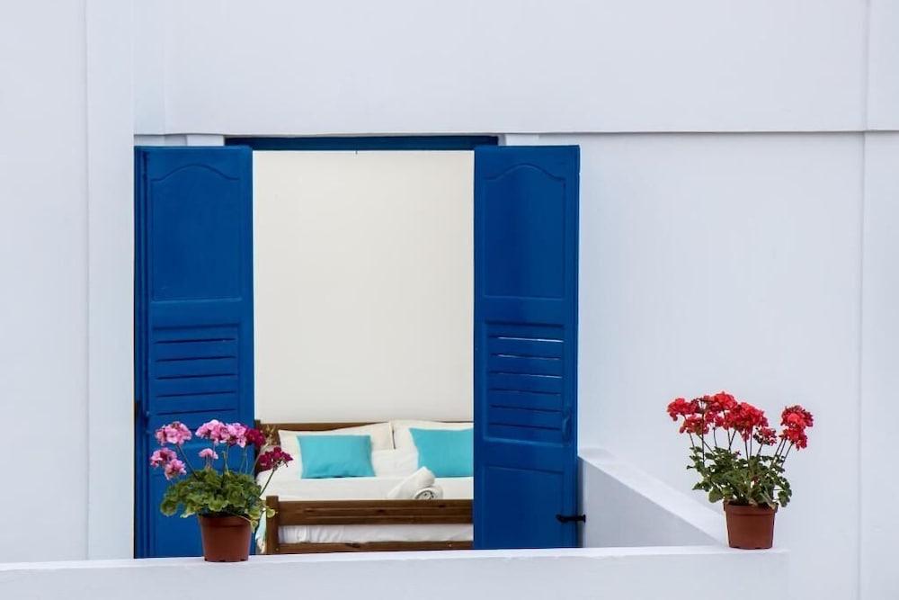 Downtown Fira Santorini Featured Image