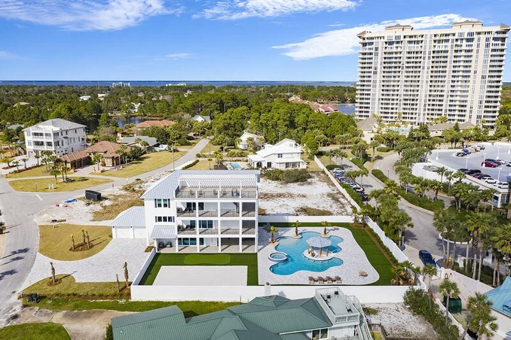 Bourbon Beach by Five Star Properties Exterior