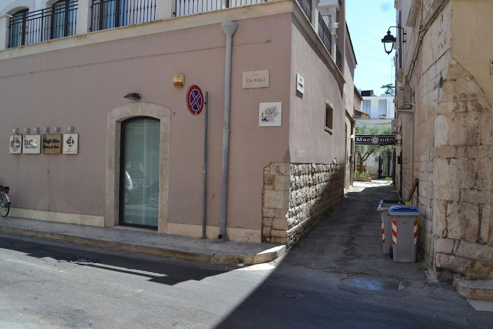 Corte Cairoli B&B and Suite Exterior