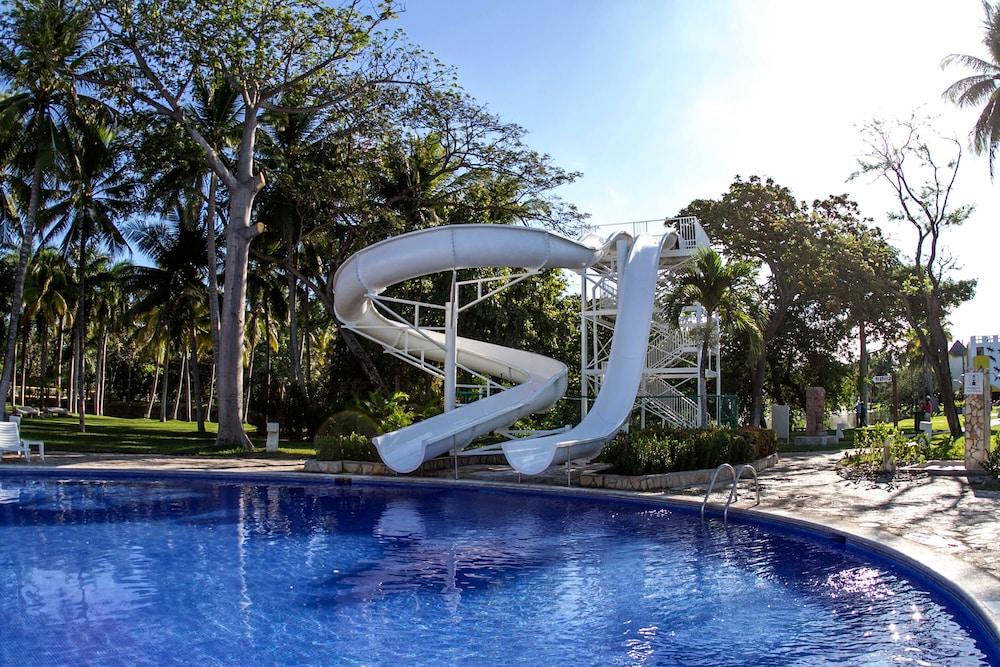 Royal Decameron Salinitas - All Inclusive Pool