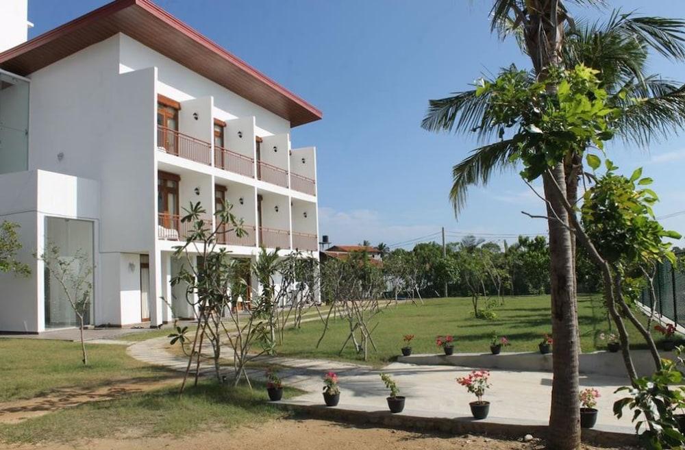 أماندا بيتش ريزورت المنطقة الخارجية