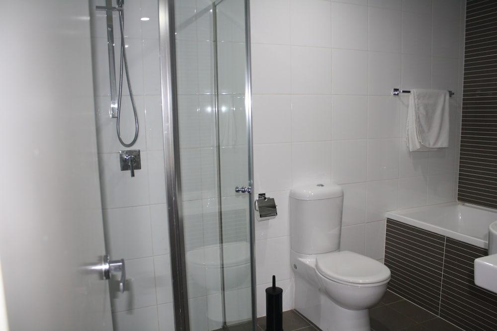 وينديل أبارتمنتس - ميلر ستريت حمام