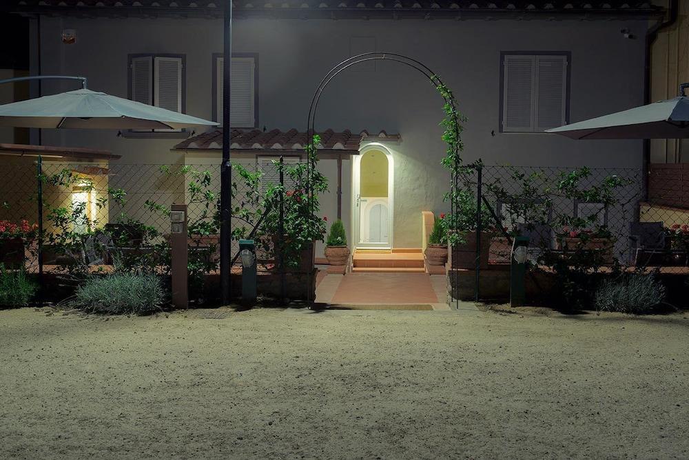 B&B Via Naldini 61 Exterior