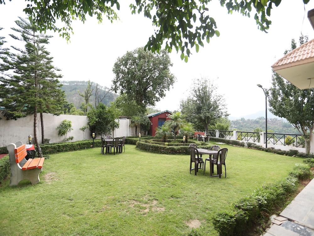 OYO 14877 Alinda Guest House