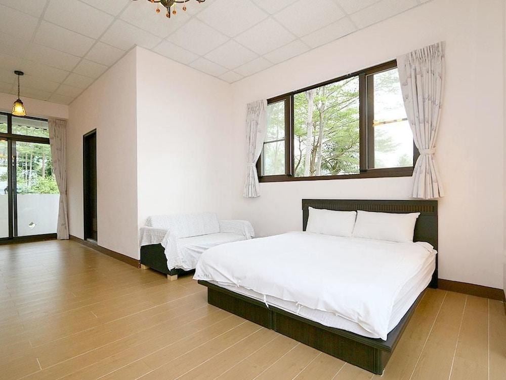 نانبالي بد آند بريكفاست غرفة